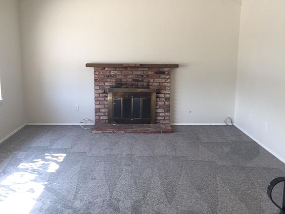 3rd image of 4577 Pearl Ave APT 1