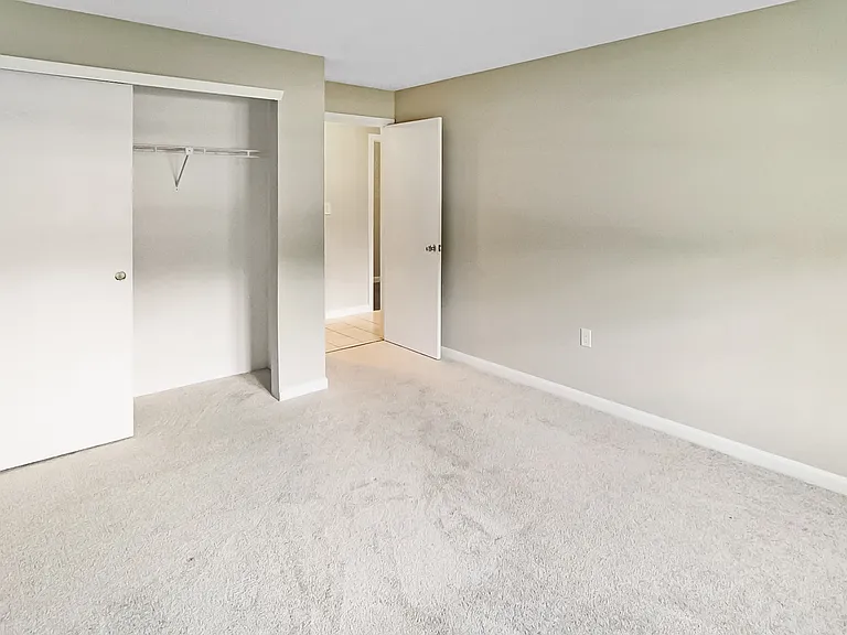 3 New Haven Dr #205 — Photo 15