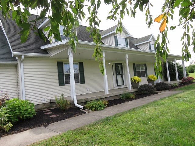 1st image of 3899 E County Road 550 N