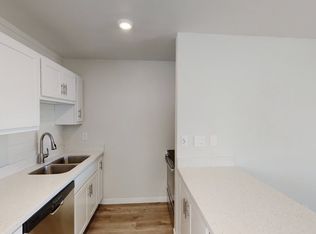 1716 E Ocotillo Rd APT 8, Phoenix, AZ 85016