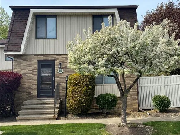 35957 Lake Shore Blvd APT B9, Eastlake, OH 44095