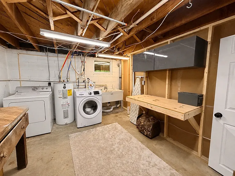 670 Meadow Ln — Photo 34