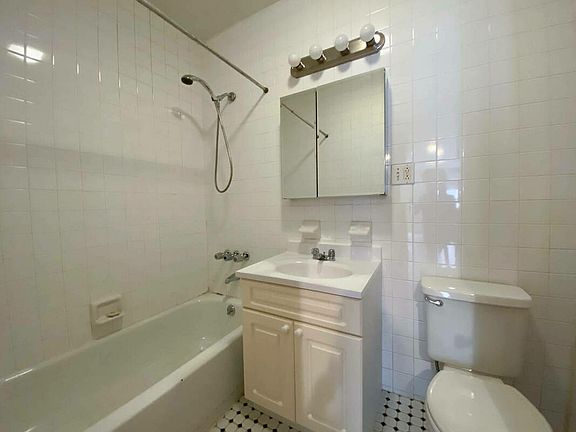4th image of 164 E 90th St #4FS