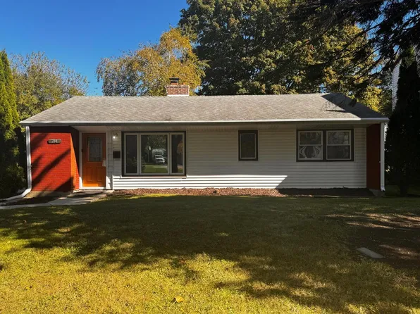 714 South 120th STREET, Milwaukee, WI 53214