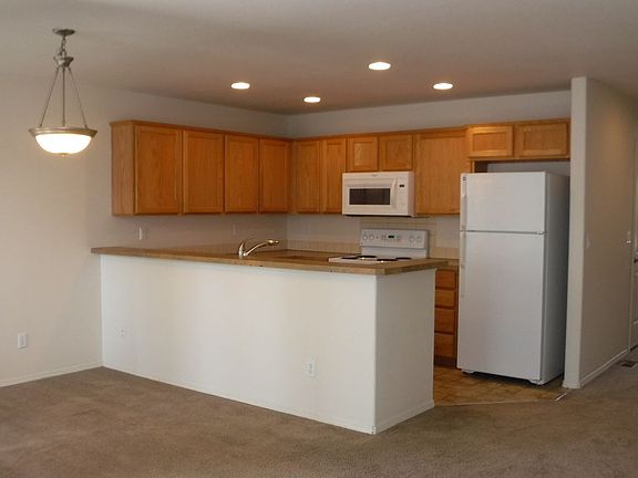 3rd image of 20866 Nova Loop #B