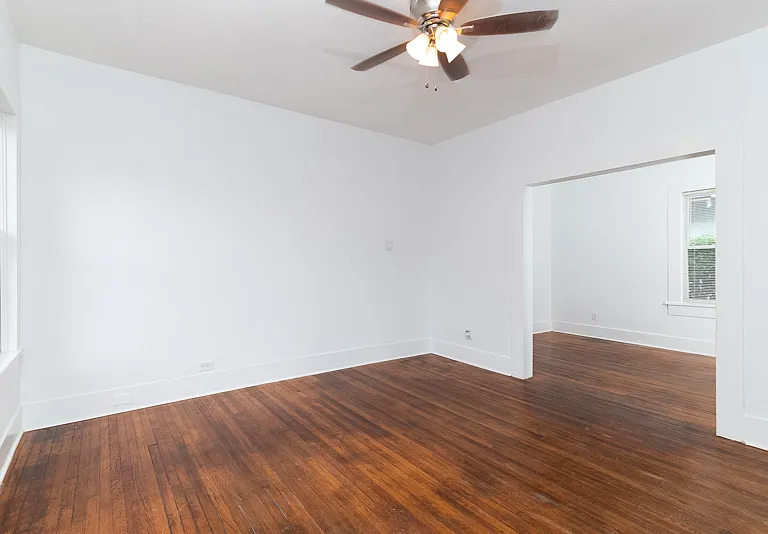 144 Thelka St — Photo 3