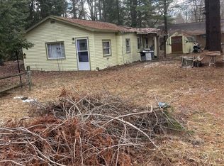 282 Hickory St, Gladwin, MI 48624