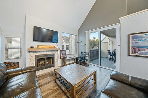 2232 River Run Dr #203 Photo 1