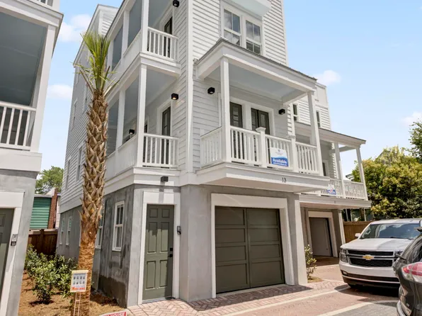 13 Iron Forge Aly, Charleston, SC 29403