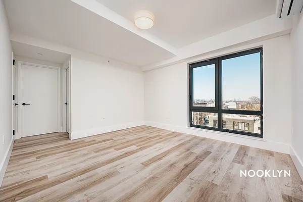 Rented by Nooklyn NYC LLC | media 4