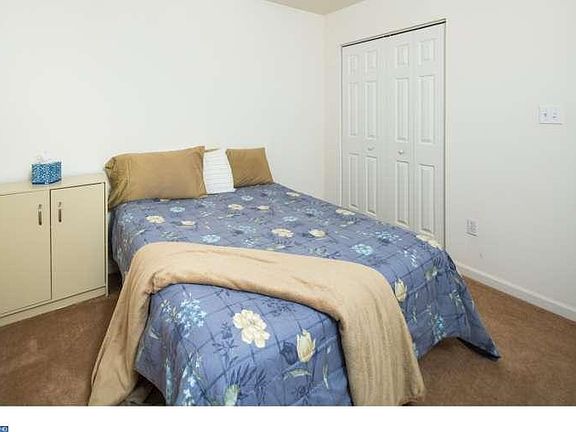5th image of 521 N Ramunno Dr