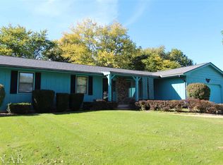 123 Colchester Dr, Normal, IL 61761