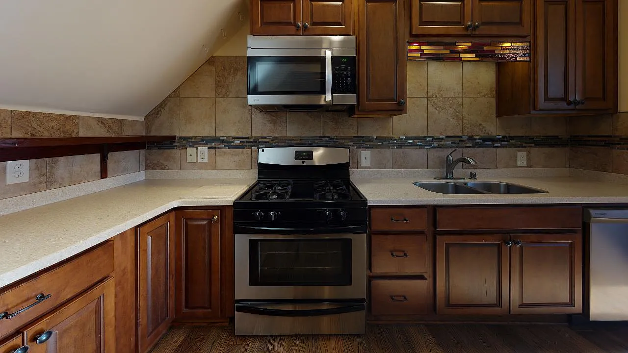 565 Elmwood Avenue — Photo 3