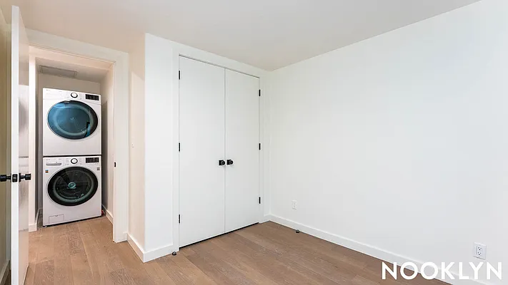 Rented by Nooklyn NYC LLC | media 25