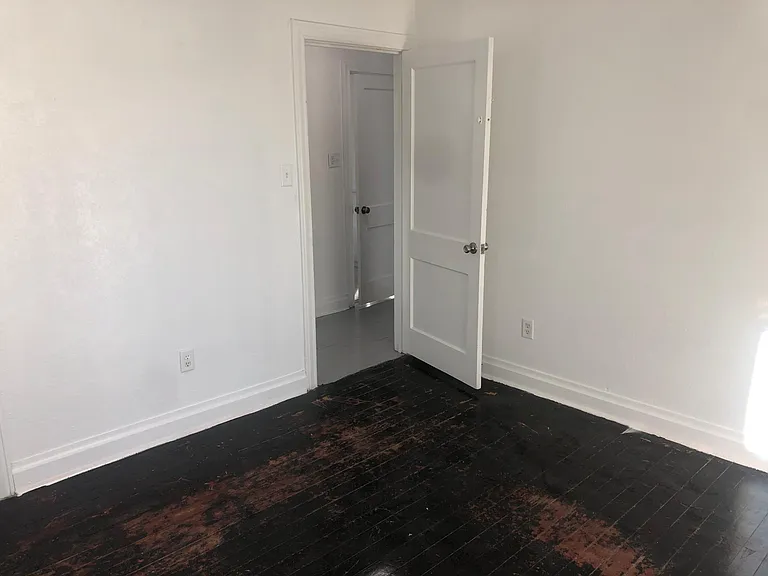 801 Aron St — Photo 28