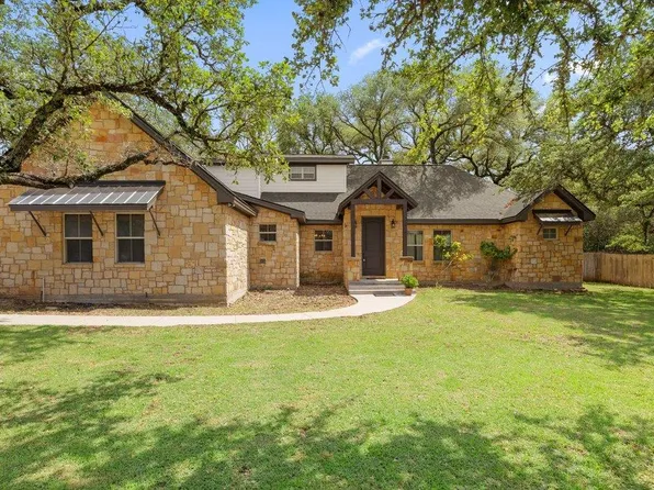 101 Winding Oak Dr, Johnson City, TX 78636