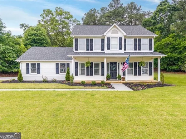 226 Charles Dr NE, Calhoun, GA 30701