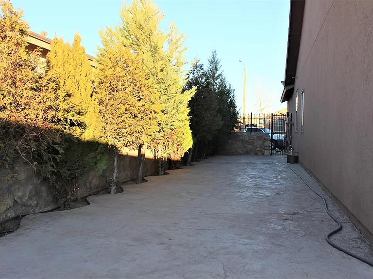 1287 Rustic Bend Pl — Photo 20