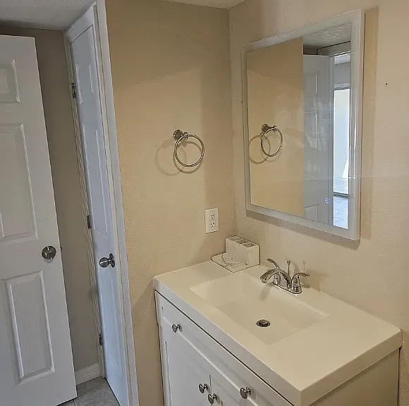 11700 Park Blvd #106 — Photo 2