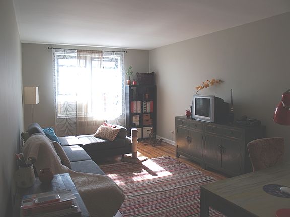 3rd image of 10212 65th Ave APT C37
