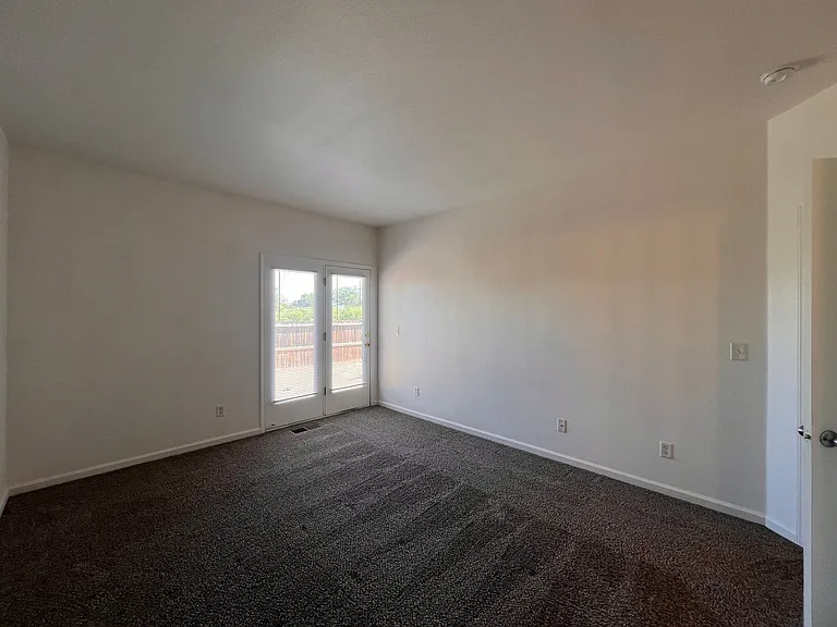 1258 Eider Cir — Photo 26