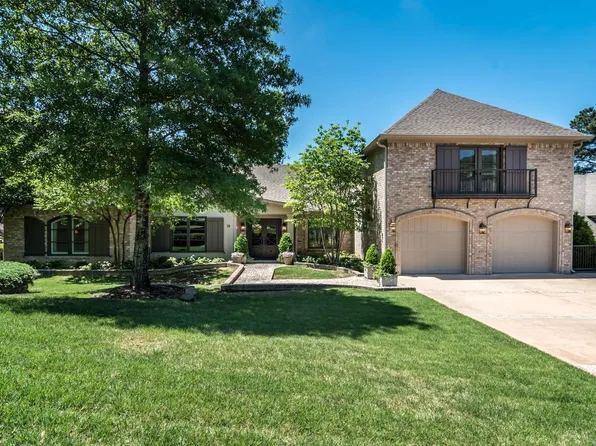 19 Hickory Pointe Cv, Little Rock, AR 72223