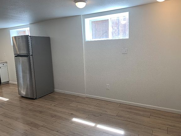 5th image of 1316 13th Ave #Basement