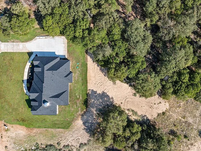 2057 Glenhollow Dr — Photo 35