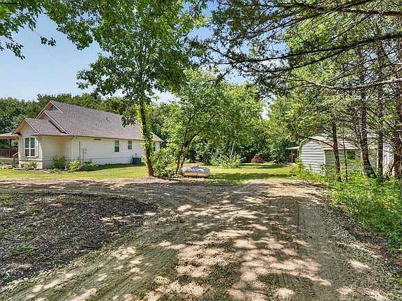 3rd image of 1188 Tribble Rd