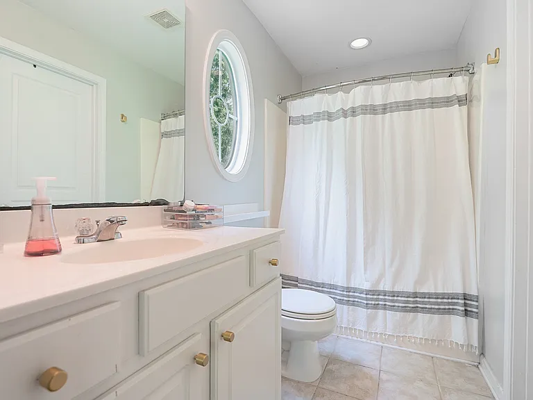6071 Viking Dr — Photo 17