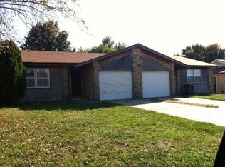 2980 W Roxbury St, Springfield, MO 65807