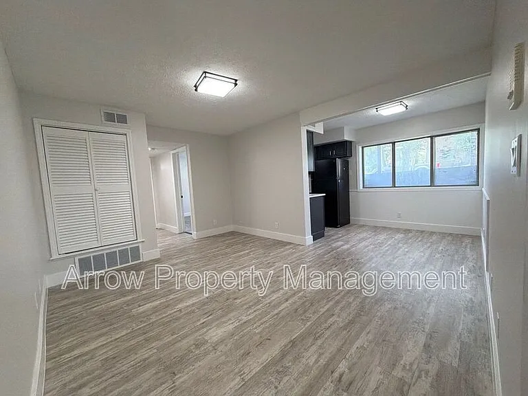 1429 N 34th St #1 — Photo 3