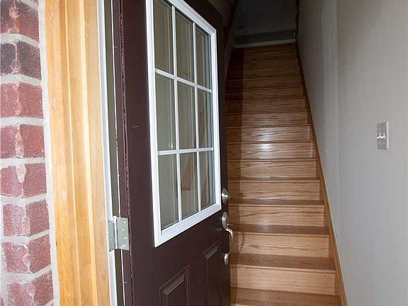 2nd image of 403 Westwood Dr #35