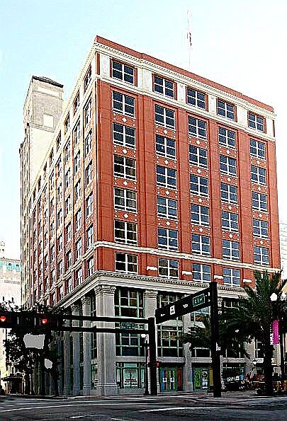 2nd image of 111 E Flagler St APT 904