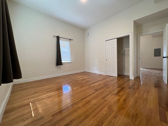 5th image of 54 Walker St #1