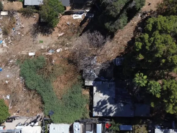 9430 Haskell Ave, North Hills, CA 91343