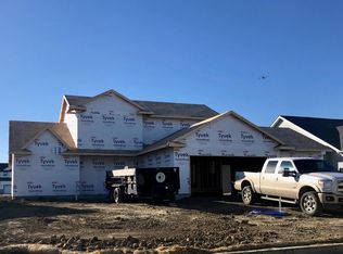 111 Astoria Dr, Savoy, IL