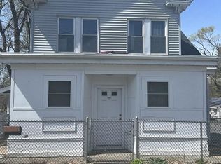122 Cedar St, Haverhill, MA 01830