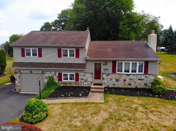 811 Phillips Rd, Warminster, PA 18974