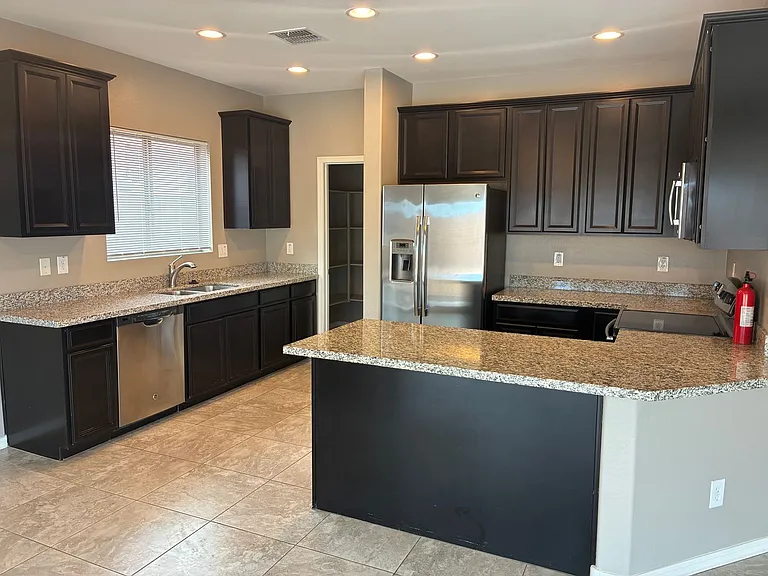 10124 E Tamery Ave — Photo 13
