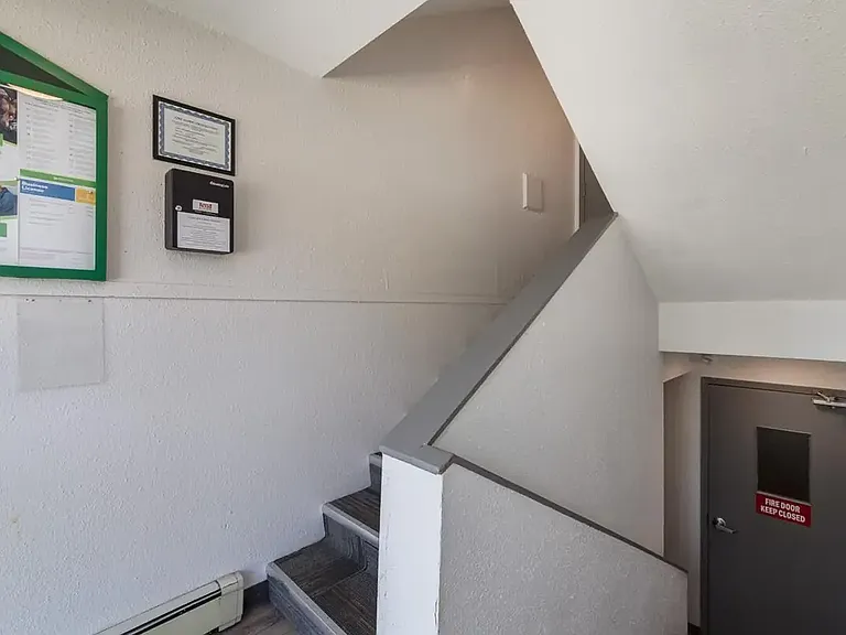 2253 Southview Dr SE — Photo 12