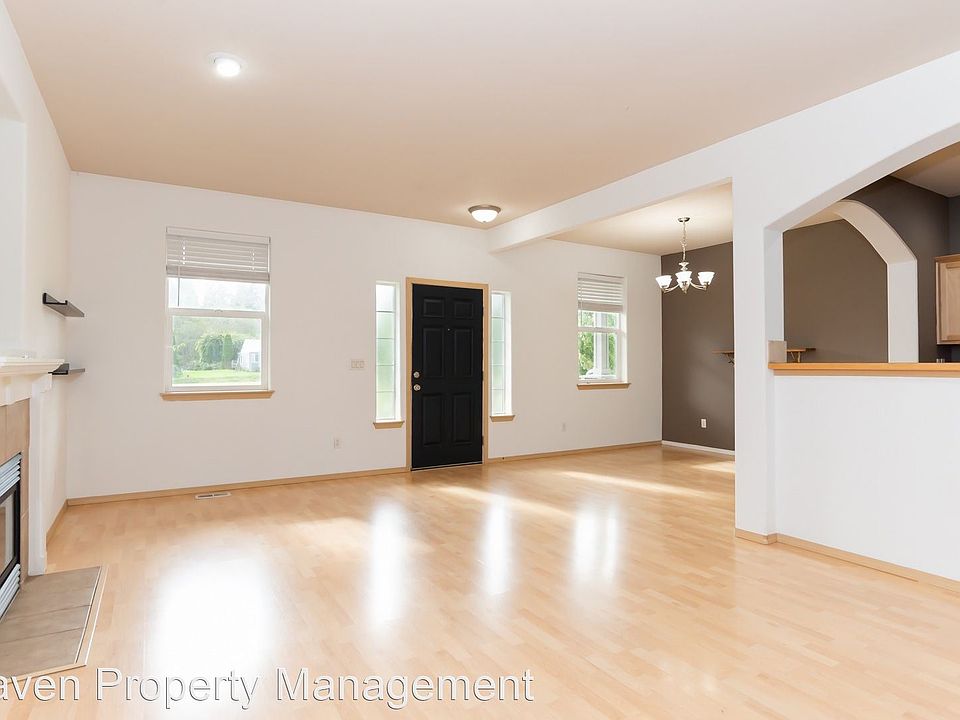 1st image of 13625 SE 281st Ct