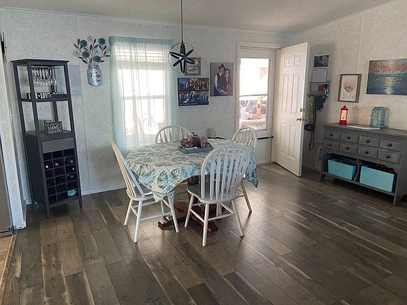 3rd image of 3010 N Lemon Lime Dr