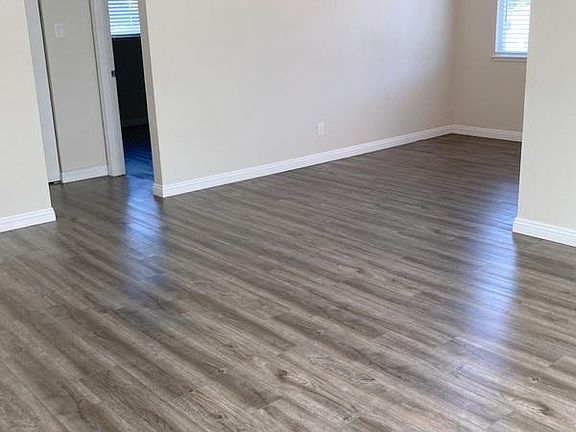 2nd image of 1817 W St #8