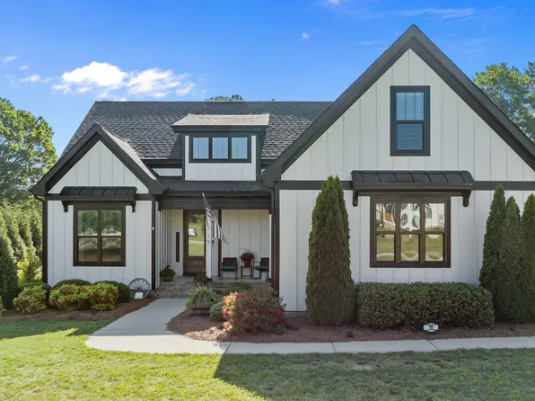 15 Willow Bend Dr, Youngsville, NC 27596