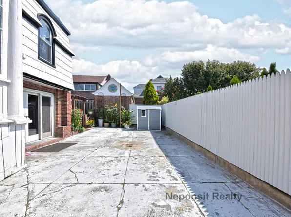 190 Beach 137th Street image 23 of 24