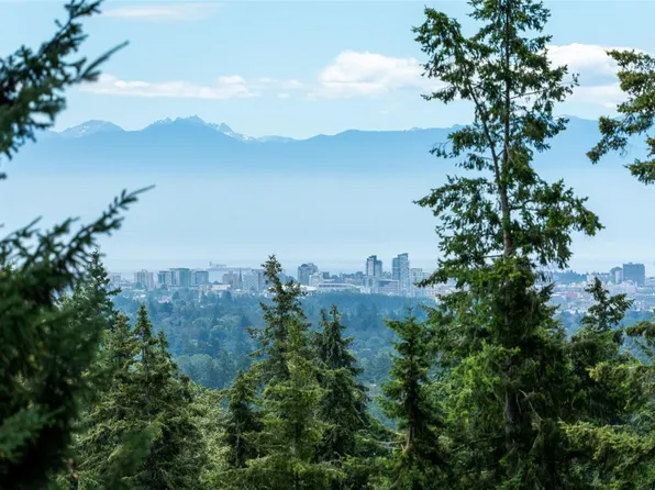 940 Boulderwood Rise #201, Saanich, BC V8Y 3H5