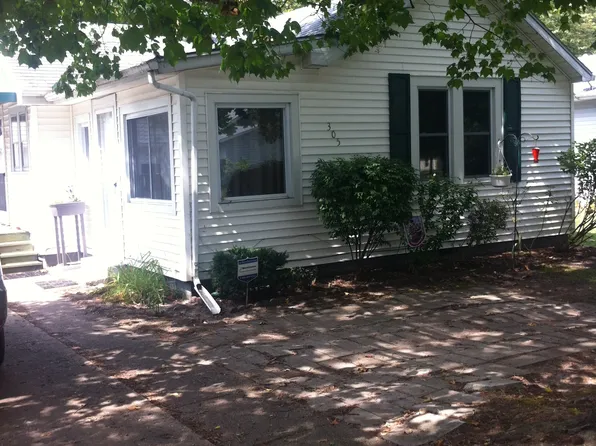 305 S Riverside Blvd, Goshen, IN 46526