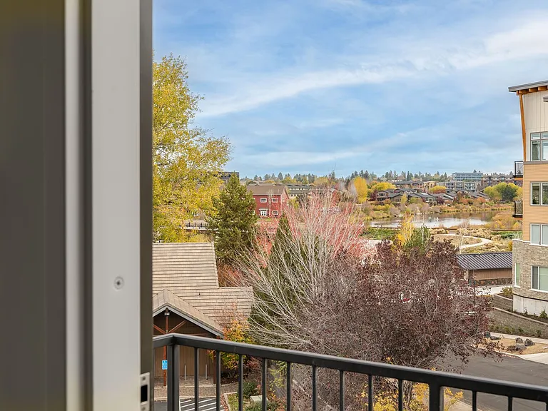 Bradbury Pointe Apartments — Photo 45