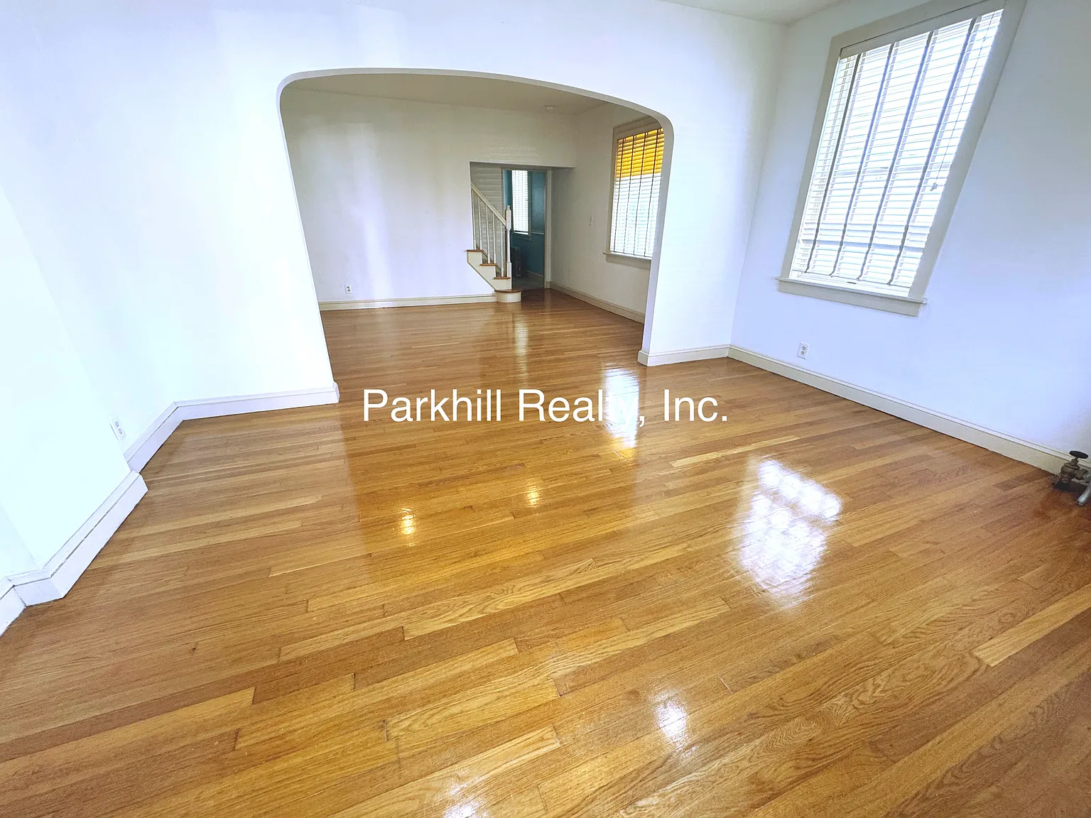 3 bed, 1280 sqft, $1,400 — Photo 3